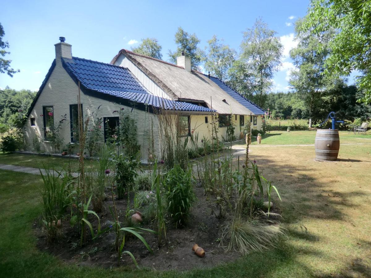 Bed and Breakfast De Kruik Blesdijke Экстерьер фото